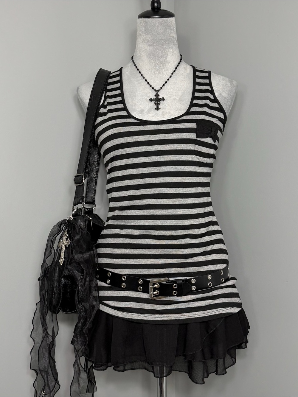 Y2K Wet Seal Black & Grey Striped Tank Top with Bowtie Pocket